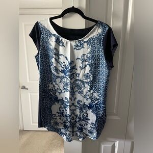 ⭐️2/30 | Vero Moda | Satin Front Knit Tee | Size Medium